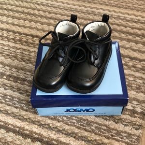 Josmo baby shoes size 4